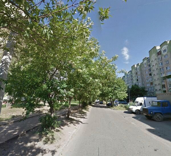 Отделение Совкомбана по адресу улица Безыменского 8а